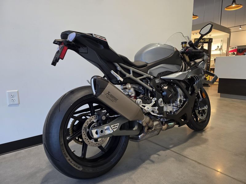 2025 BMW S 1000 RR