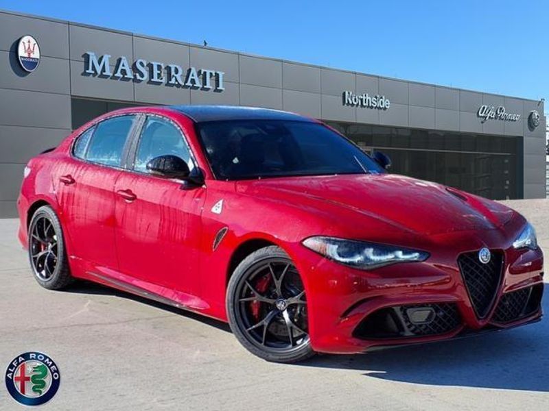 2024 Alfa Romeo Giulia QuadrifoglioImage 1