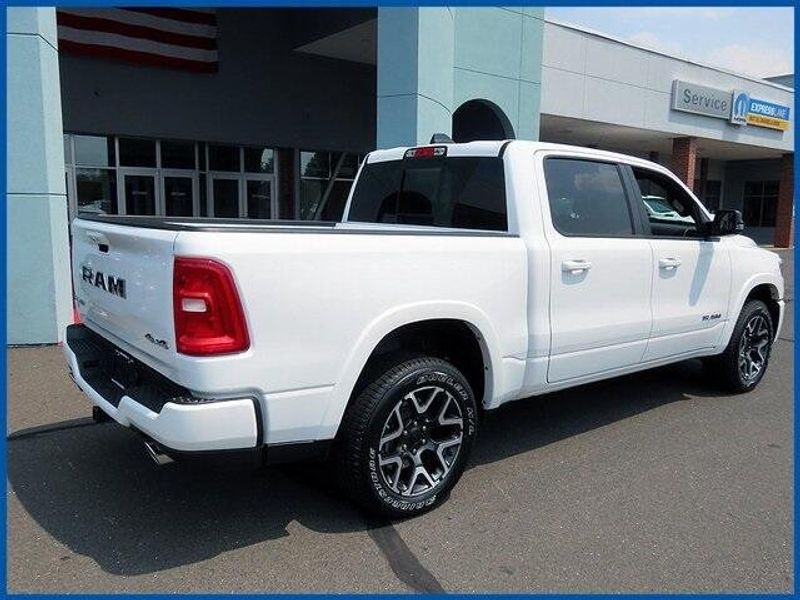2025 RAM 1500 LaramieImage 7