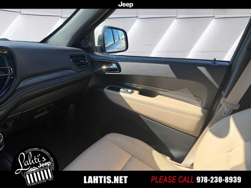 2022 Dodge Durango GT Plus photo 13
