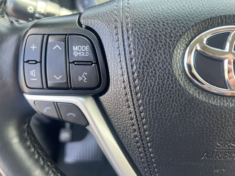 Used 2020 Toyota Sienna LimitedImage 13