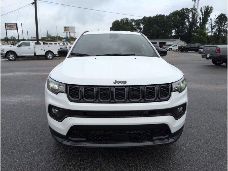 2025 Jeep Compass Latitude 4x4Image 8