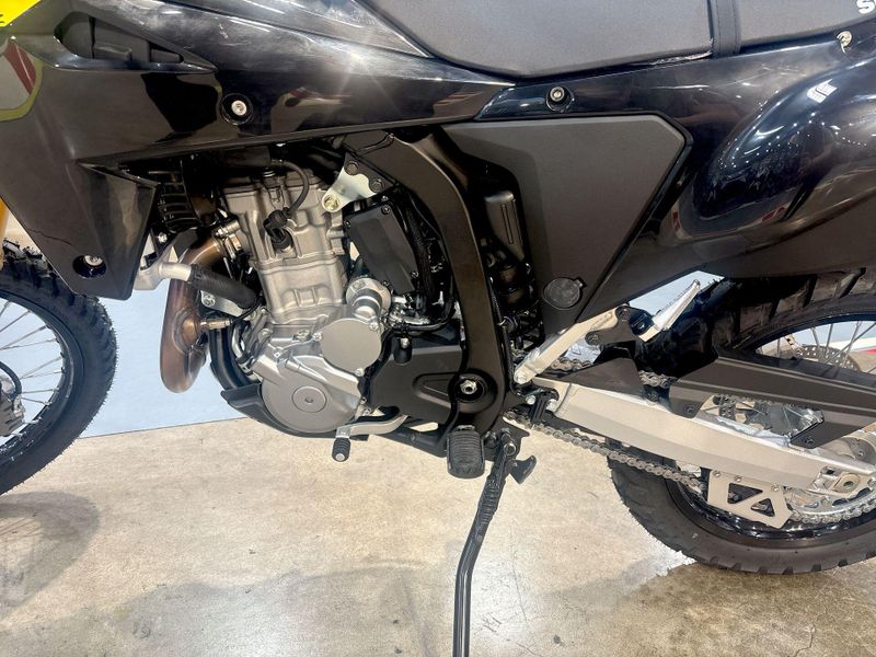 New 2027 Suzuki DR-Z4S+ Image 15