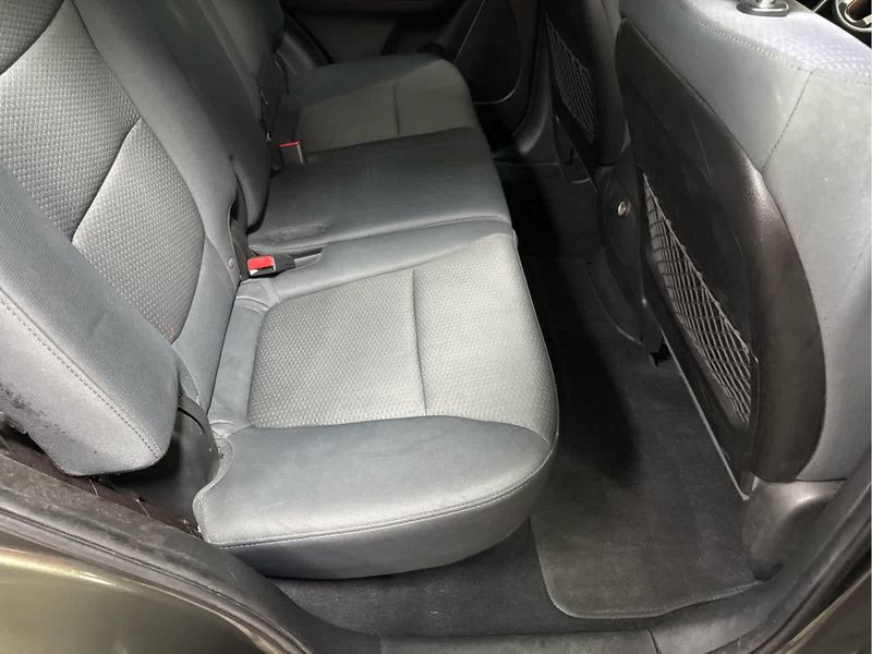 2012 Kia Sorento LX photo 29