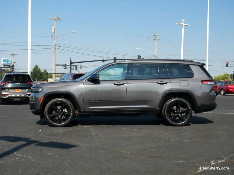 Used 2024 Jeep Grand Cherokee L Limited Black