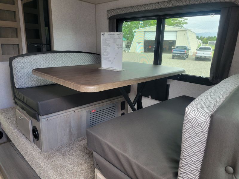New 2027 NORTHWOOD MFG Arctic Fox 990Image 9