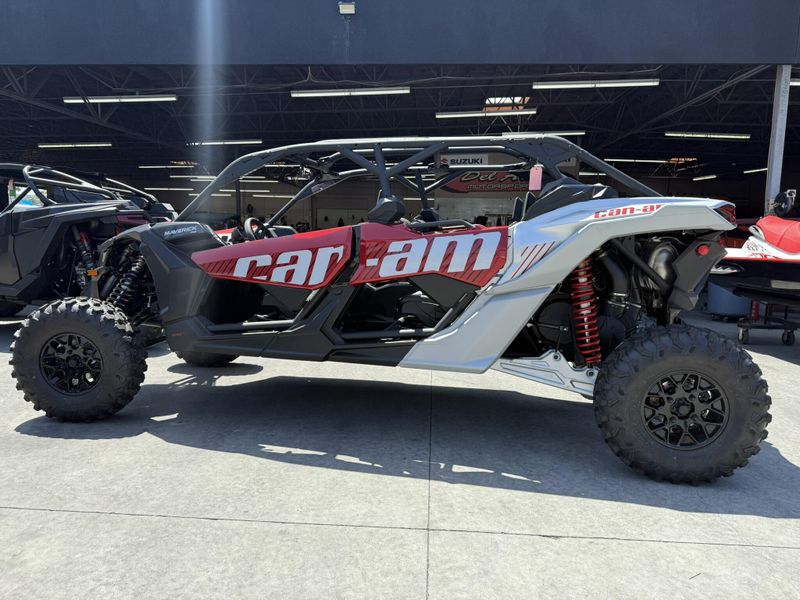 2025 Can-Am MAVERICK X3 MAX RS TURBO Image 9