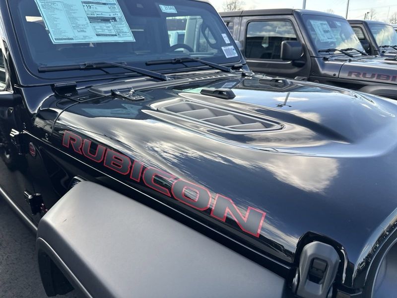 2024 Jeep Gladiator Rubicon 4x4 in a Black Clear Coat exterior color. Gupton Motors Inc 615-384-2886 guptonmotors.com 