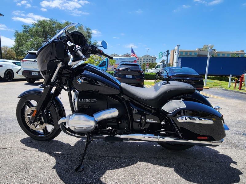 2025 BMW R 18 BImage 5