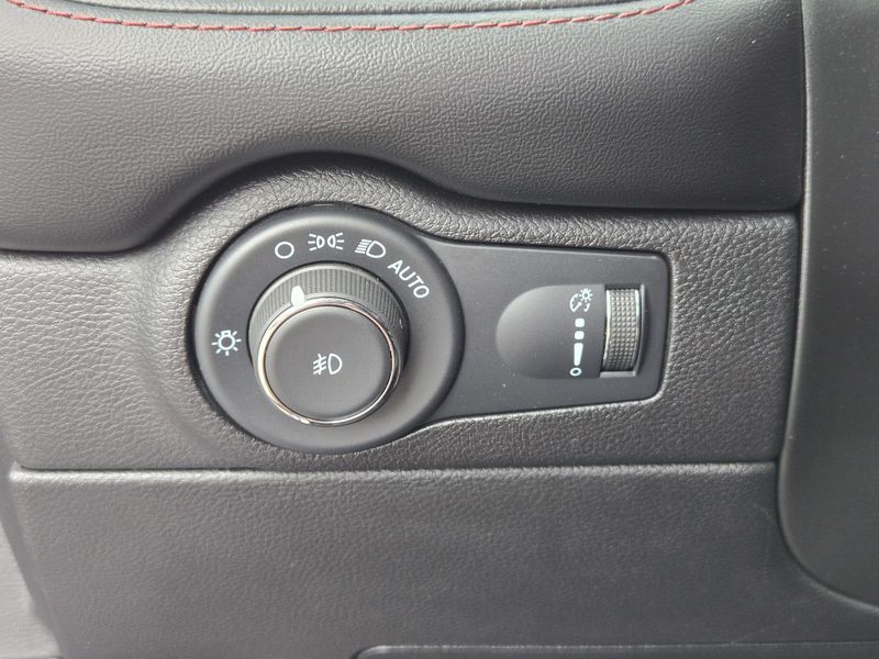 2021 Dodge Durango R/T photo 17