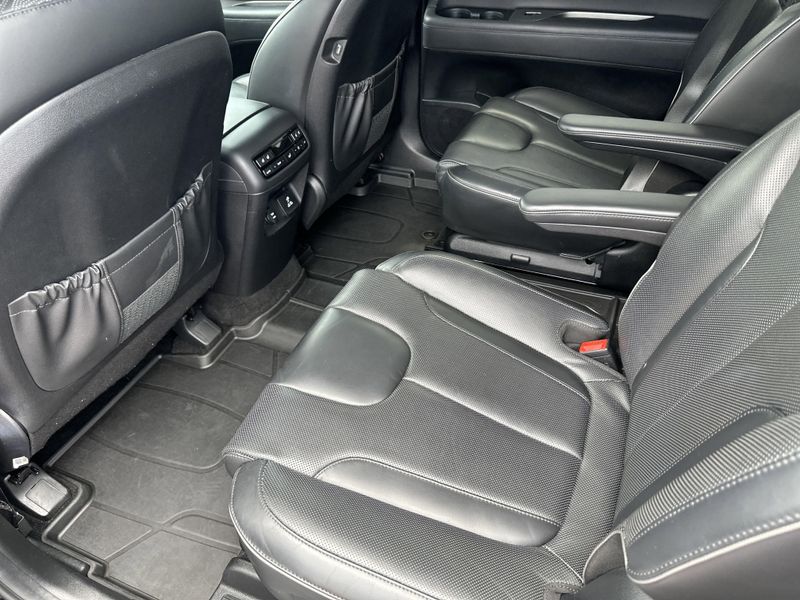Used 2022 Hyundai Palisade LimitedImage 15