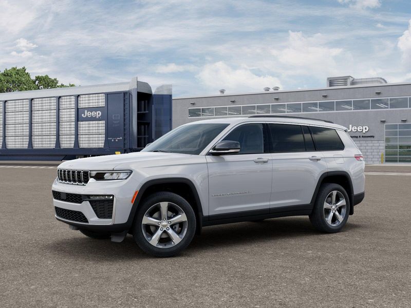 New 2026 Jeep Grand Cherokee L Limited 4x4Image 1