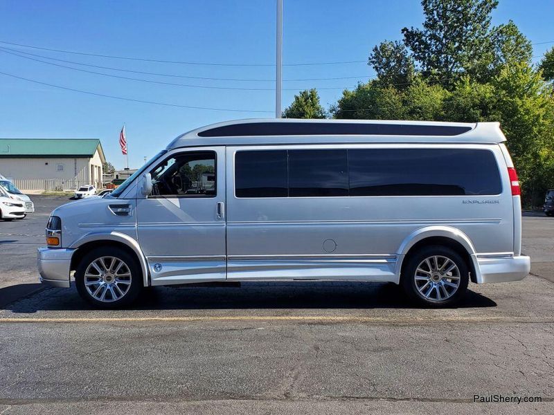 2022 Chevrolet Express Cargo Passenger Van photo 9