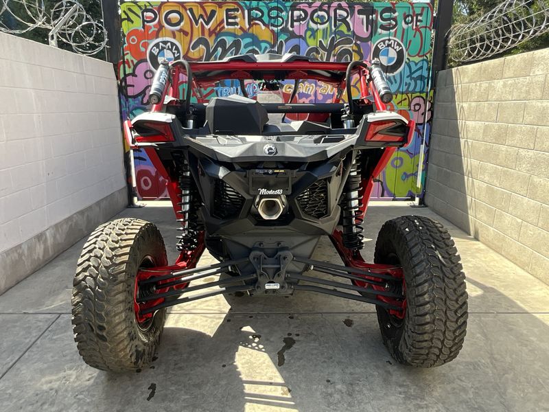 2024 Can-Am Maverick X3 XRC TURBO RR 72Image 6