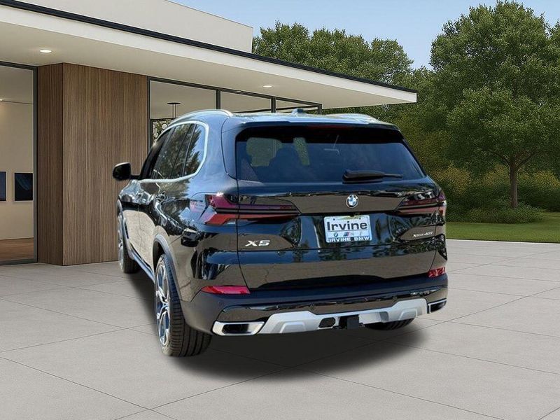 New 2026 BMW X5 xDrive40iImage 11
