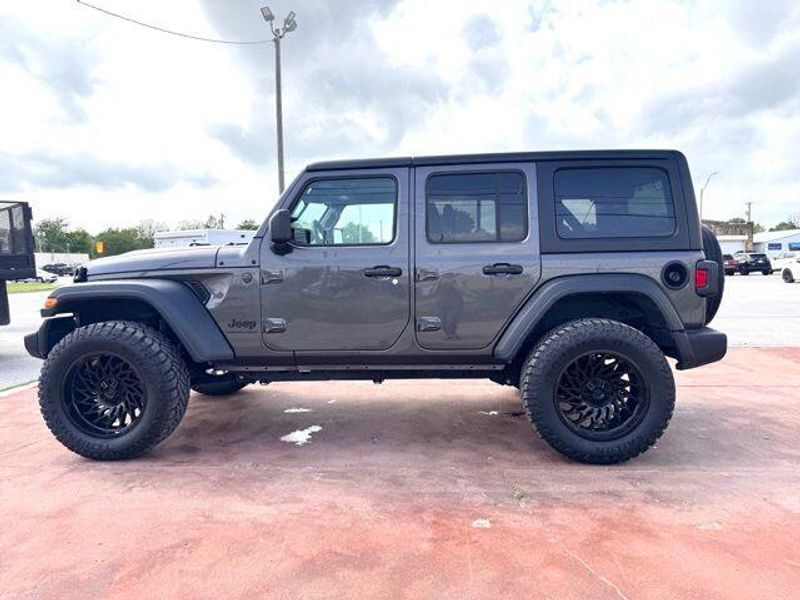 Used 2025 Jeep Wrangler Sport SImage 8