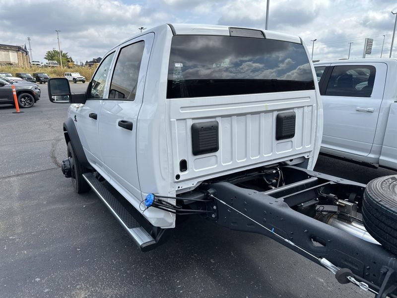 New 2025 RAM 5500 Tradesman Chassis Crew Cab 4x4 84