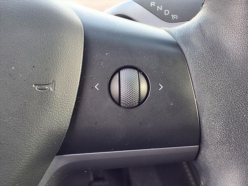 Used 2023 Tesla Model 3 BaseImage 22