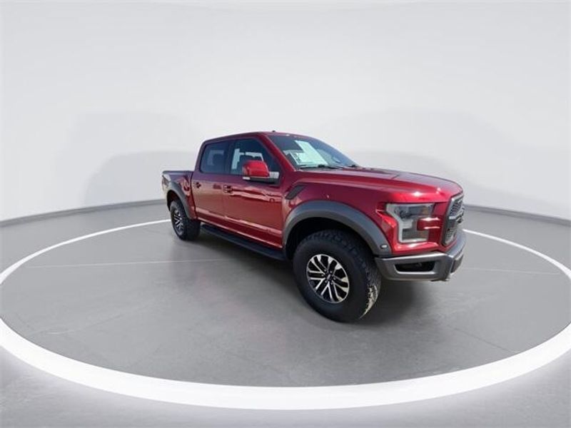 2018 Ford F-150 RaptorImage 2