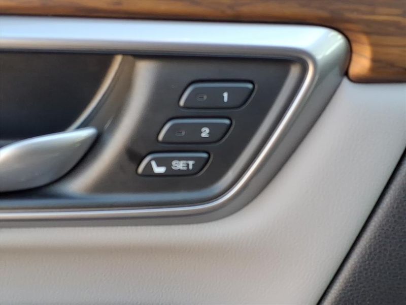 Used 2021 Honda CR-V Hybrid TouringImage 20