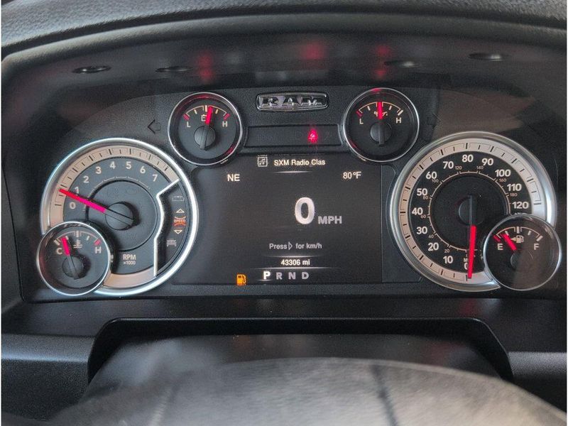 2023 RAM 1500 Classic SLTImage 19