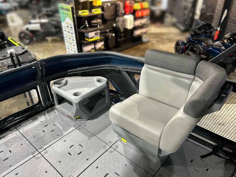 2024 Sea-Doo 44RAT2RF  in a MARINE BLUE exterior color. Del Amo Motorsports of Redondo Beach (424) 304-1660 delamomotorsports.com 