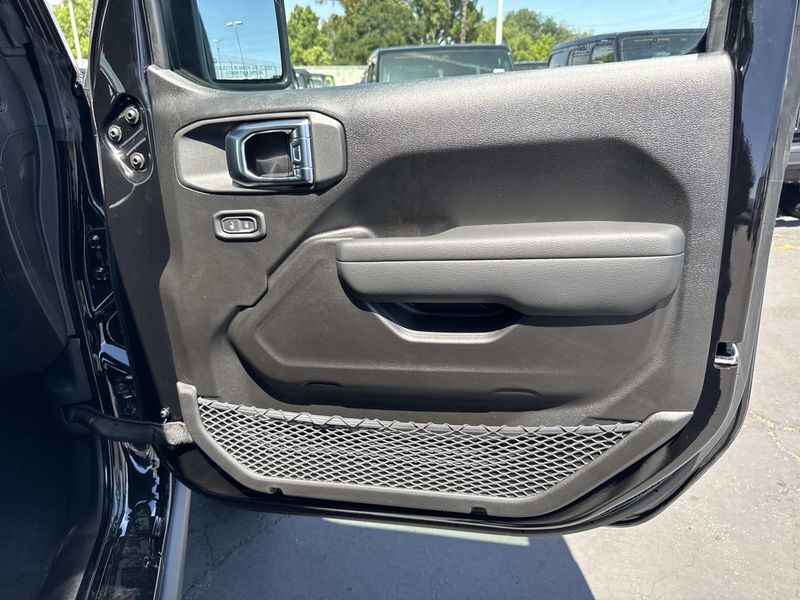 New 2026 Jeep Gladiator Rubicon 4x4