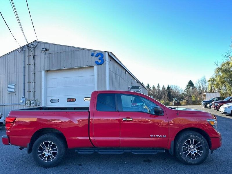 2021 Nissan Titan SVImage 13