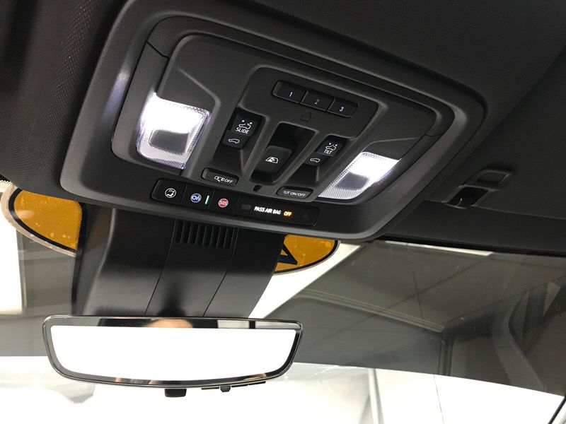 2024 Chevrolet Silverado 1500 ZR2Image 17