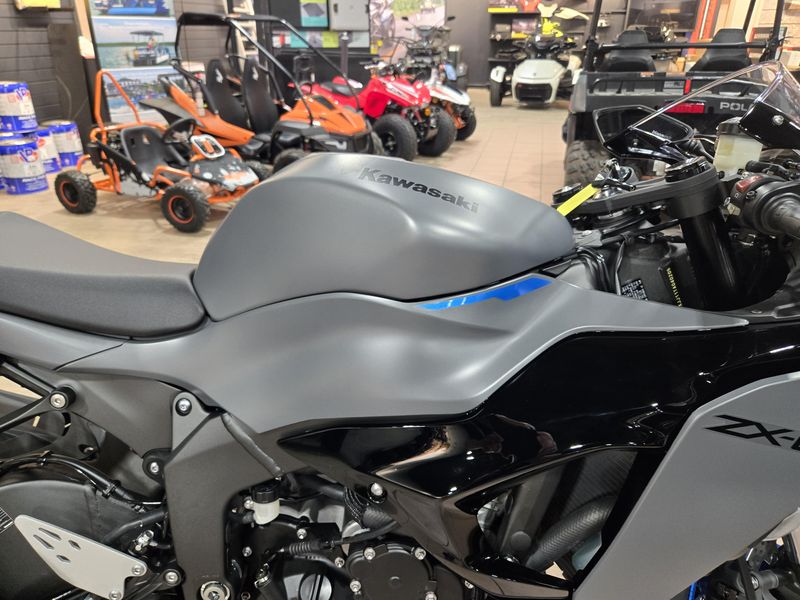 NEW 2026 KAWASAKI NINJA ZX6R ABS Image 12