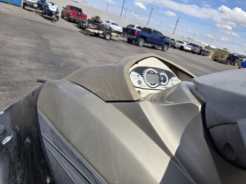 USED 2008 YAMAHA WAVERUNNER VX110 CRUISER Image 9