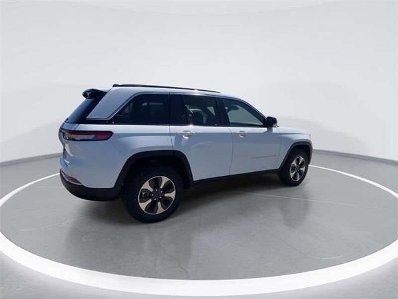 2024 Jeep Grand Cherokee 4xeImage 8