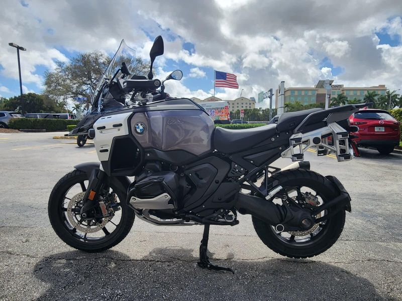 2026 BMW R 1300 GS AdventureImage 1