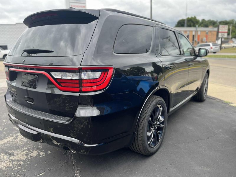 New 2025 Dodge Durango R/T Plus AwdImage 3