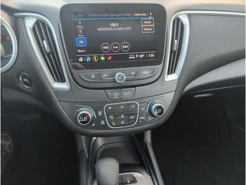 Used 2024 Chevrolet Malibu LTImage 12