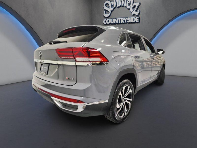 Used 2022 Volkswagen Atlas Cross Sport SEL AWD w/Sunroof/NavImage 13