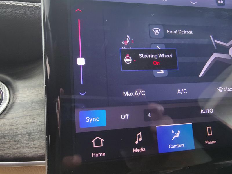 Used 2024 Jeep Grand Cherokee Limited Black 4X4 w/SunroofImage 23