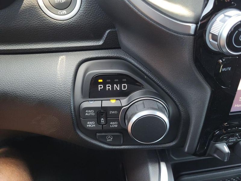 2025 RAM 1500 Lone Star Crew Cab 4x4 5