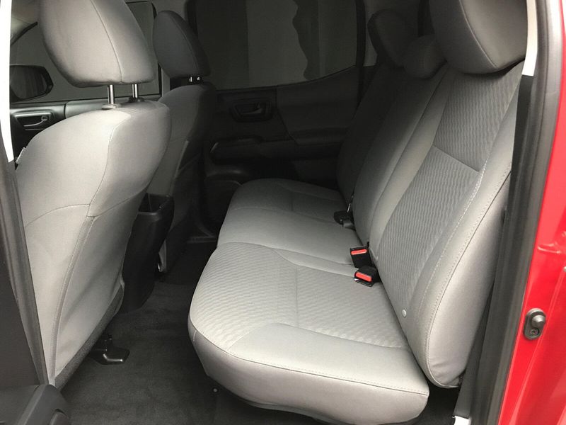 2020 Toyota Tacoma SRImage 9