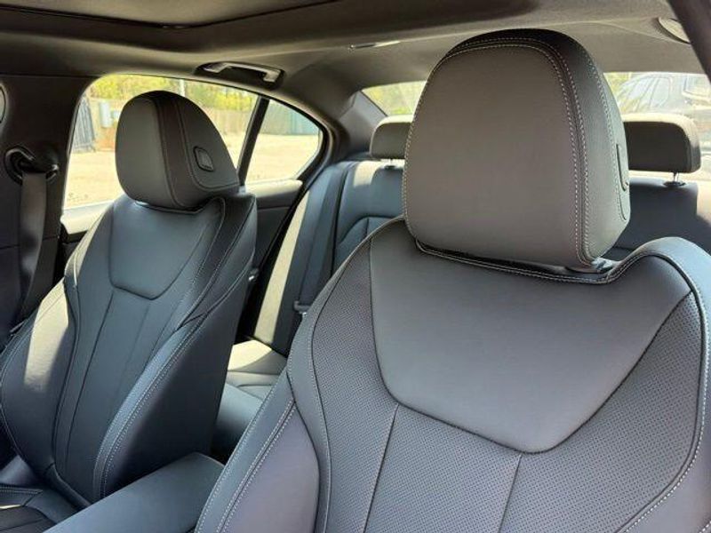 New 2026 BMW 3 Series 330iImage 19