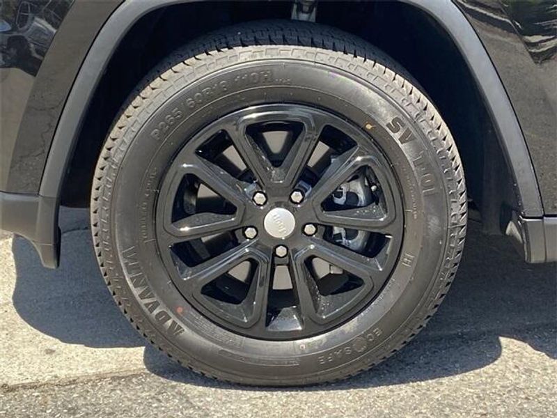 2021 Jeep Grand Cherokee Laredo EImage 10