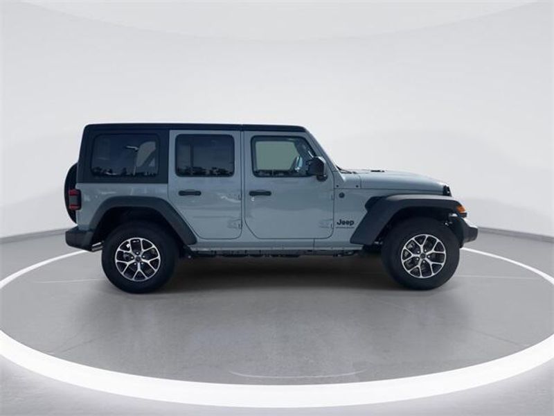 2024 Jeep Wrangler 4-door Sport SImage 9