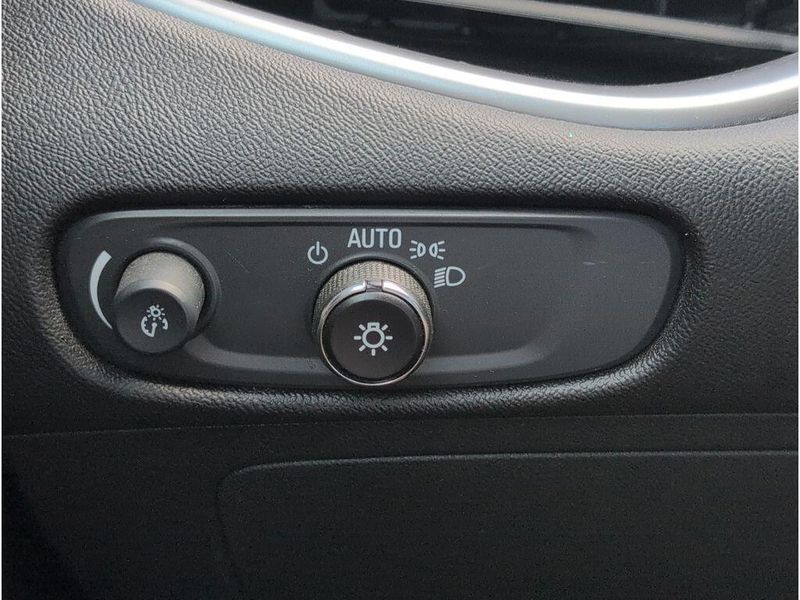 Used 2024 Chevrolet Malibu LTImage 27