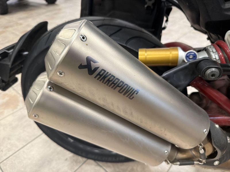 Used 2019 Indian Motorcycle FTR 1200 S  in a CARBON exterior color. Vista Del Amo Motorsports 760-330-5665 delamomotorsports.com 