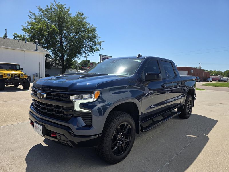 Used 2023 Chevrolet Silverado 1500 LT Trail BossImage 4
