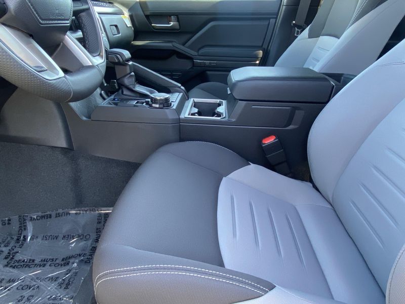 2025 Toyota Tacoma TRD Sport HybridImage 14