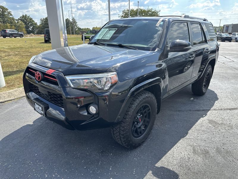 Used 2020 Toyota 4Runner SR5 PremiumImage 1
