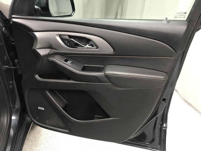Used 2019 Chevrolet Traverse LT LeatherImage 17