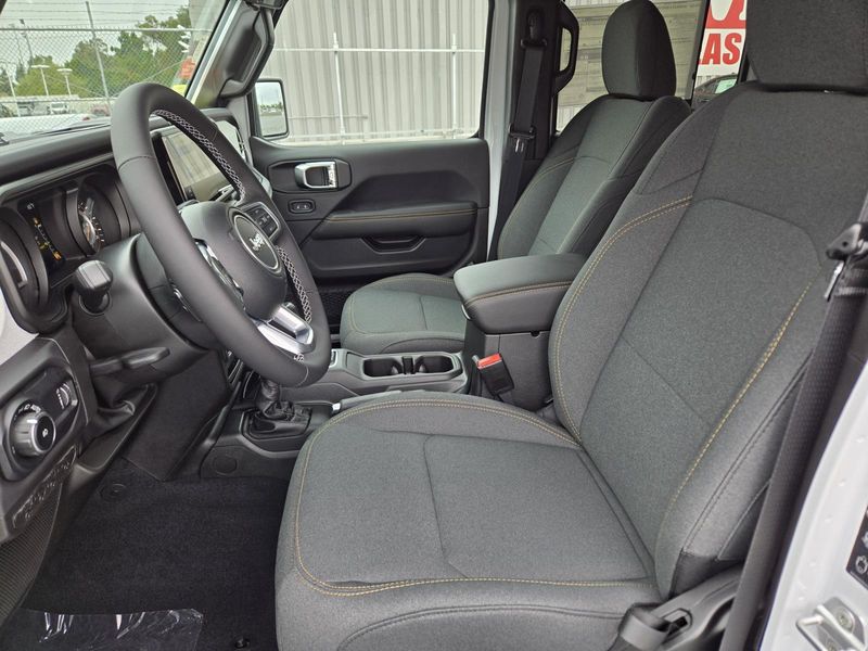 New 2025 Jeep Wrangler 4-door Sahara
