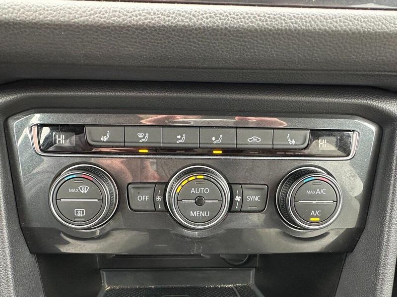 2021 Volkswagen Tiguan 2.0T SE R-Line BlackImage 6